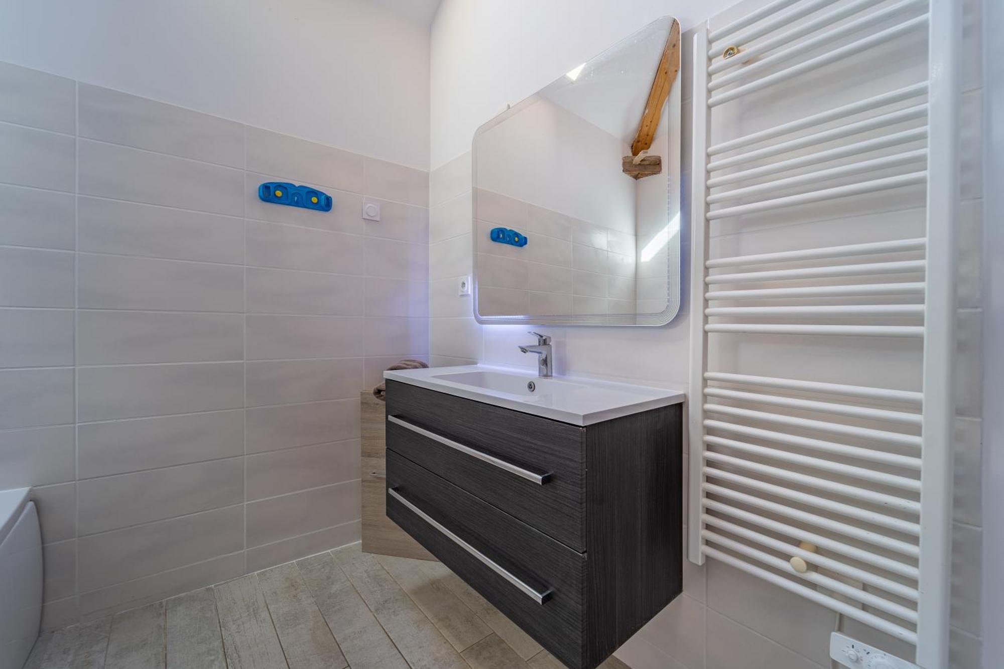 Cosy Room'S Frontonas Ngoại thất bức ảnh